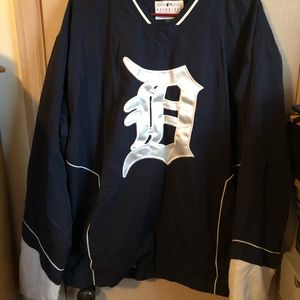 Tigers windbreaker good condition